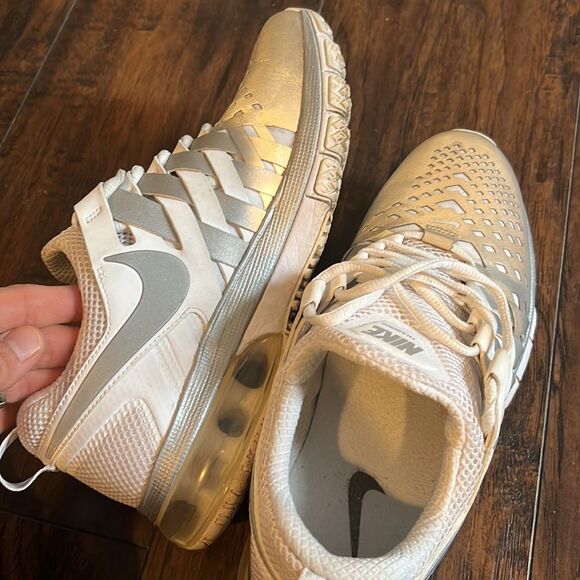 Nike Fingertrap Max Men's 9.5 Reflect Silver / White 644673-100 training running - Picture 12 of 12